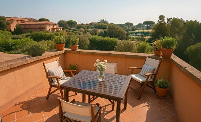 Appartamento trilocale in vendita in Strada, San Teodoro