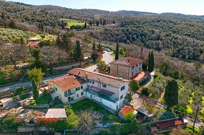 Case in Vendita e in Affitto - 2