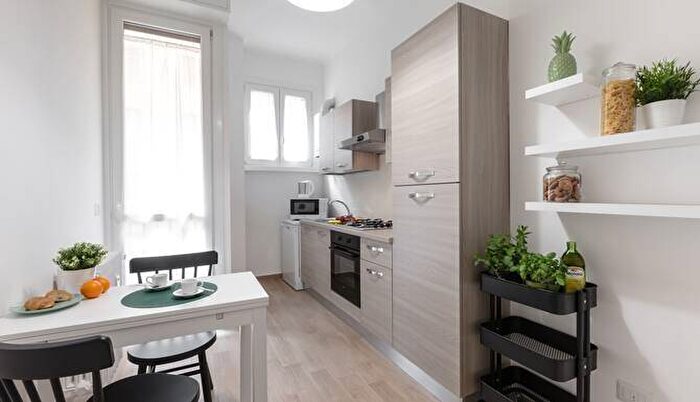 Appartamento trilocale in affitto in via circo, Carrobbio, Milano