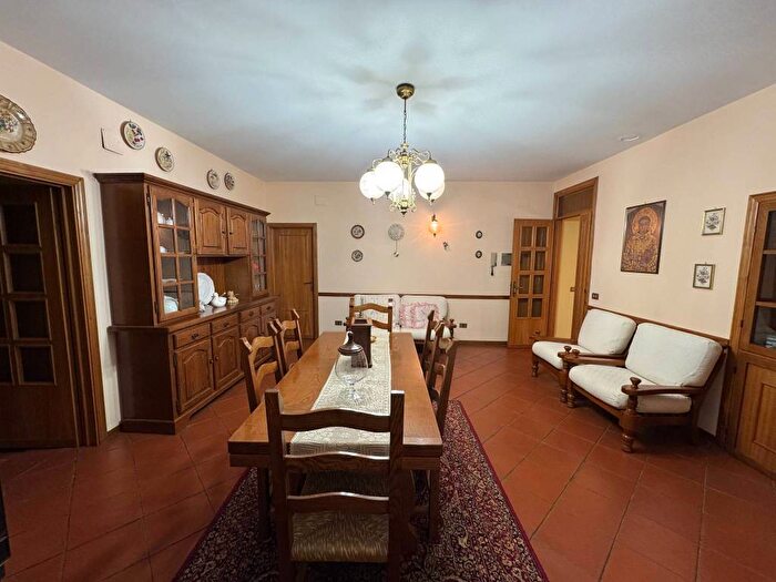 Casa con 5 locali in affitto in Via del Monte Subasio, San Damiano Rivotorto Capodacqua, Assisi