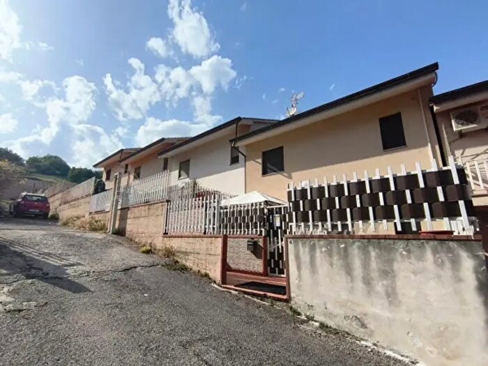 Casa con 6 locali in vendita in Via Gaetano Salvemini, Montalto Uffugo