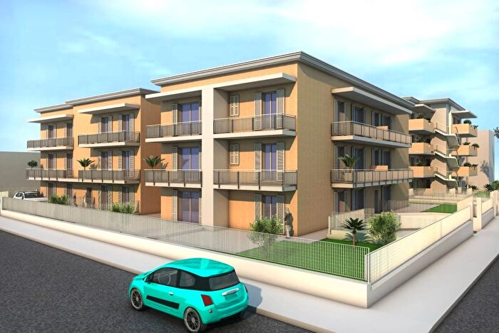 Appartamento trilocale in vendita in Via Dante Alighieri Civitanova Marche, Civitanova Marche