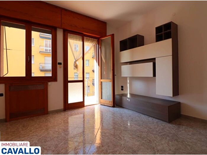 Appartamento trilocale in affitto in Via Arno, Mazzini Fossolo, Bologna