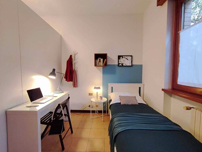 Appartamento trilocale in affitto in Via Giacomo Leopardi, Centro, Bollate
