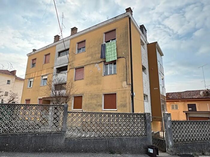 Appartamento con 5 locali in vendita in Monfalcone