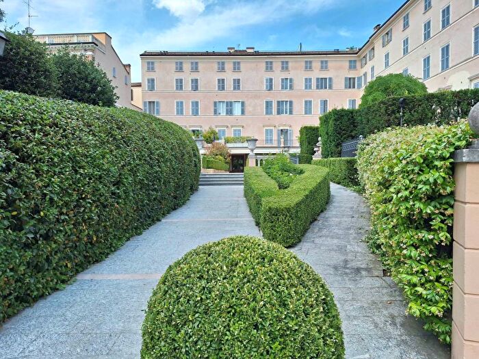 Casa quadrilocale in affitto in Via Francesco Selmi, Centro Storico, Modena