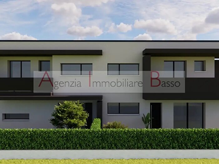 Casa con 6 locali in vendita in Via Giorgione, Loreggia