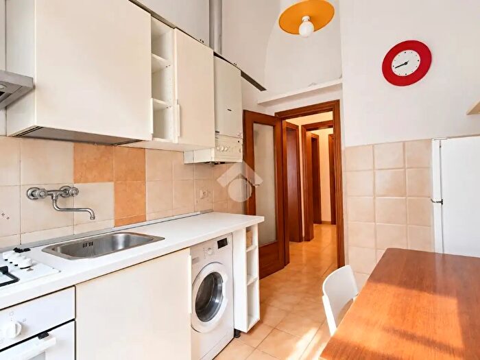 Appartamento trilocale in vendita in Via Renato Fucini, Pisa