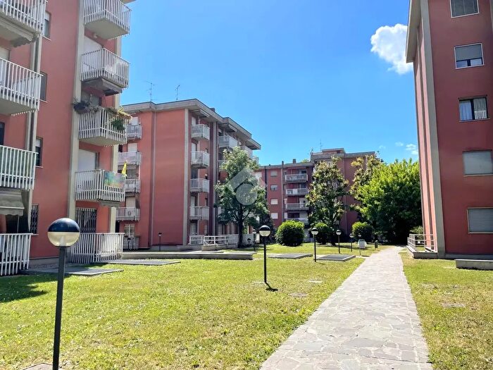 Appartamento trilocale in vendita in Via SSiro, Cornaredo