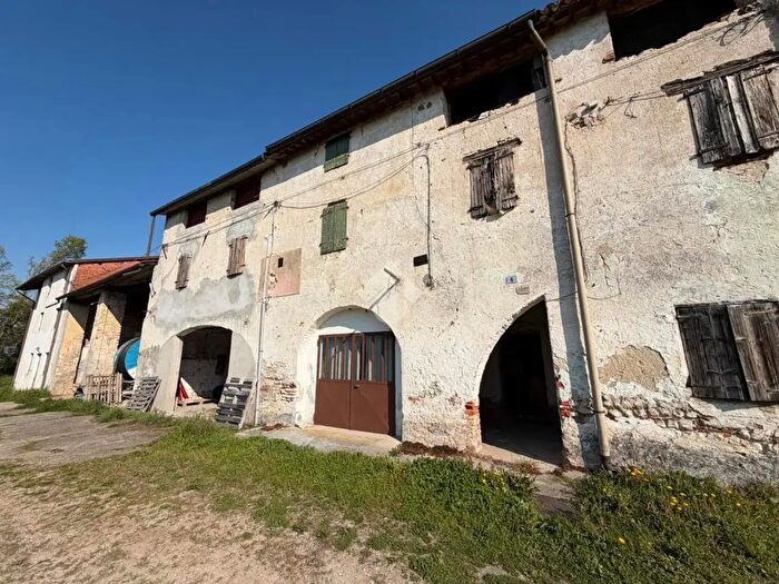 Casa con 5 locali in vendita in Via Levada, Fonte