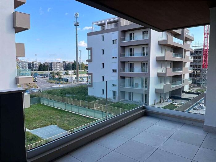 Appartamento trilocale in affitto in Via Luigi Calabresi, Centro, Cassina de Pecchi