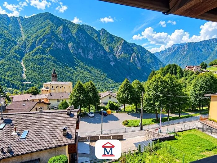 Casa con 5 locali in vendita in Moio De' Calvi