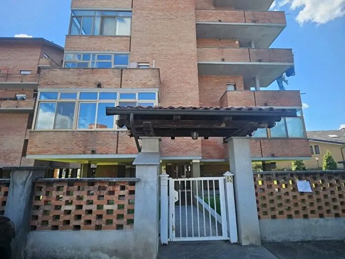 Appartamento con 5 locali in vendita in Via Brandizzo, Volpiano