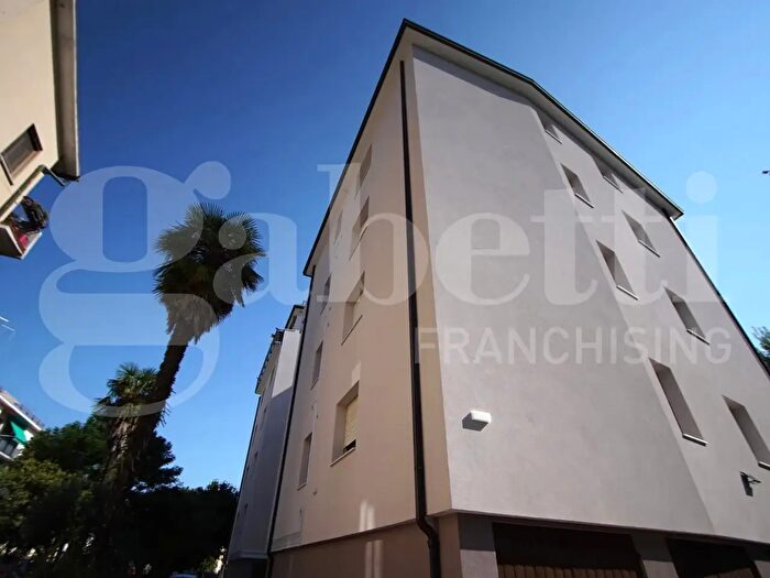 Appartamento quadrilocale in vendita in Via San Donà, Venezia