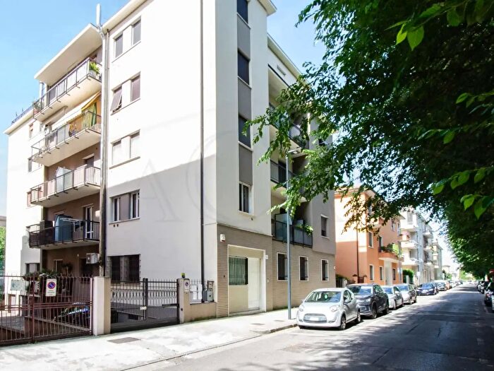 Appartamento trilocale in vendita in Via Monte Ortigara Snc, Brescia