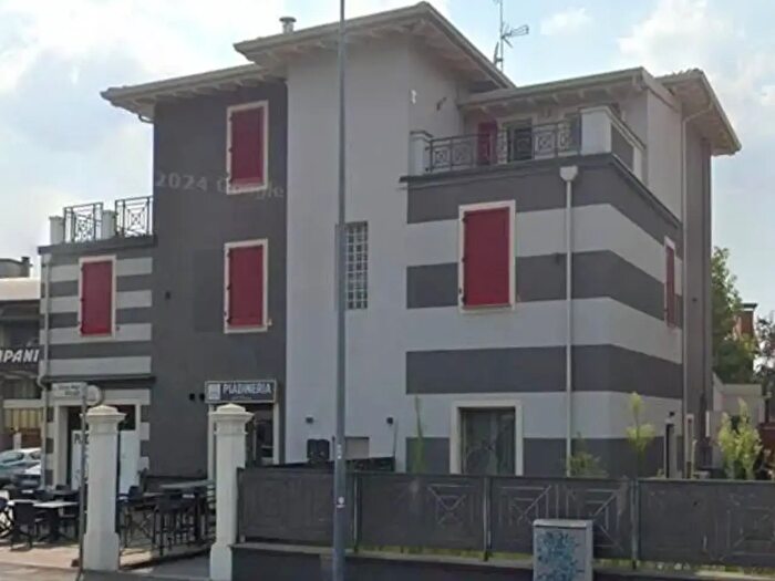 Appartamento trilocale in affitto in Viale Duca degli Abruzzi, Brescia