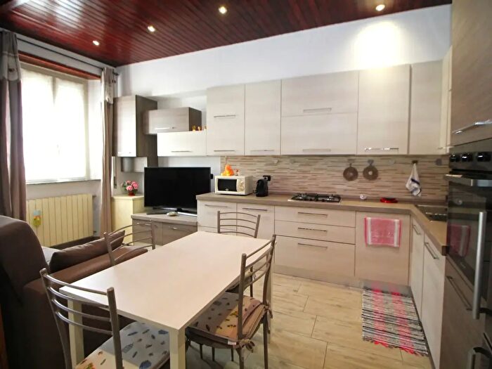 Appartamento bilocale in vendita in Via Ticino, Legnano