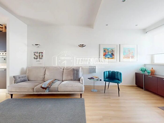 Casa trilocale in vendita in Via degli Alberi, Casamassima