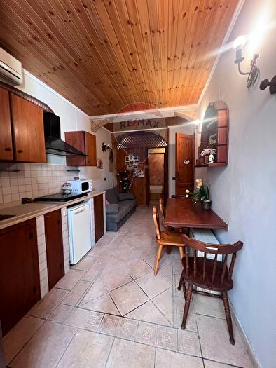 Appartamento trilocale in vendita in Via Malfitania, Siracusa