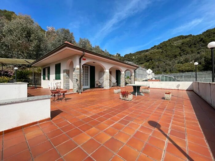 Casa quadrilocale in vendita in Strada Gomba, Soldano