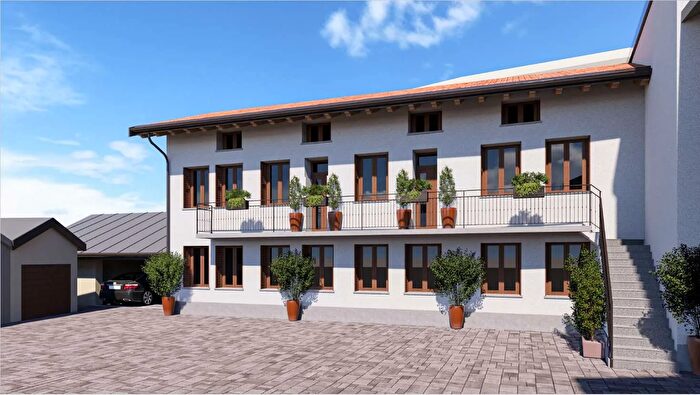 Case in Vendita e in Affitto - 2