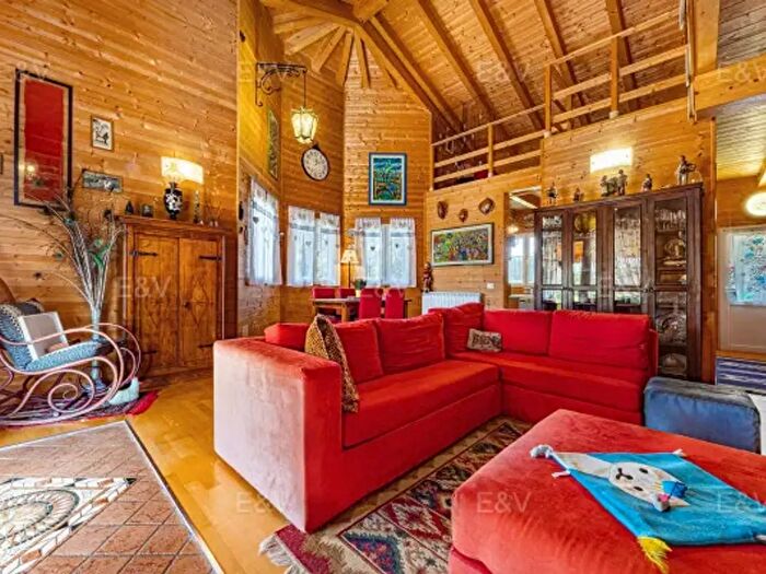 Casa con 6 locali in vendita in Località col di Selva, Magione