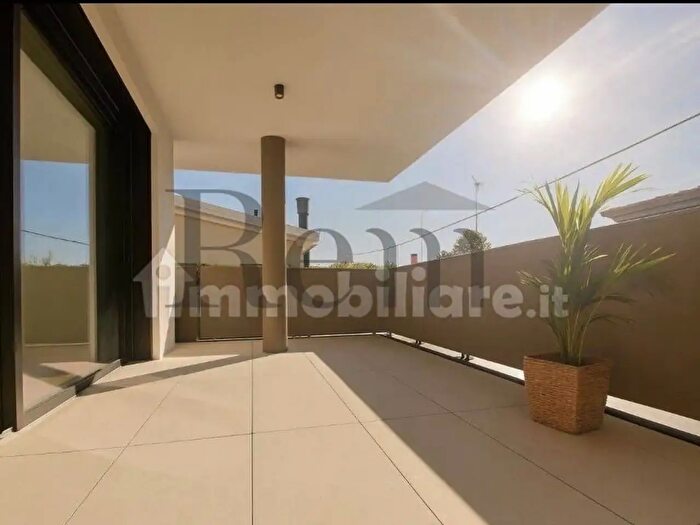 Appartamento quadrilocale in vendita in Viale Felissent, Treviso