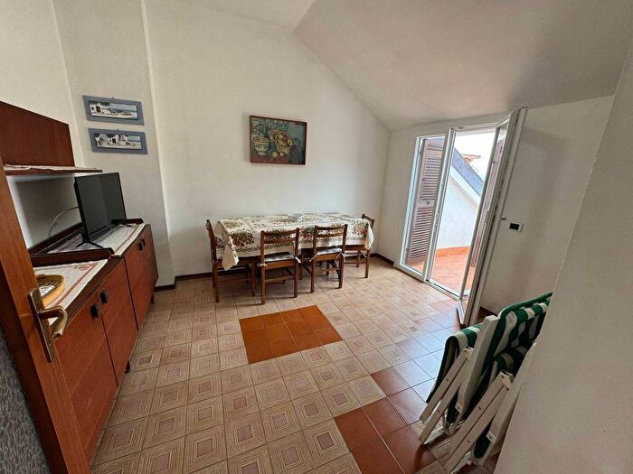 Appartamento trilocale in affitto in Via Aurelia di Ponente, Centro, Cogoleto