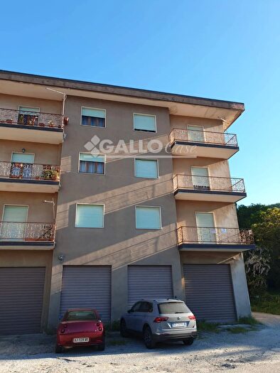 Appartamento quadrilocale in vendita in Via Senatore Nicola Vaccaro Cerisano, Cerisano