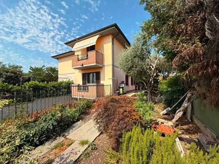 Appartamento trilocale in vendita in Via Santa Maddalena di Canossa, Belgioioso