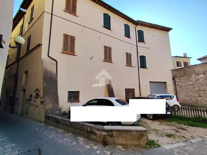 Casa monolocale in vendita in Via Nobili, Foligno