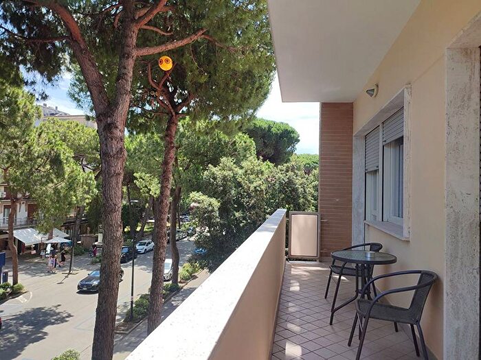 Appartamento con 5 locali in affitto in Via Rismondo, Milano Marittima, Cervia