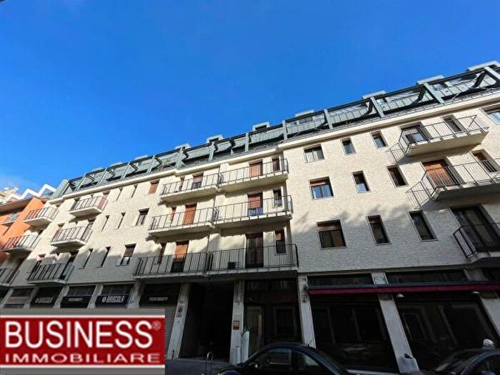 Appartamento bilocale in affitto in Via Fogazzaro, Milano