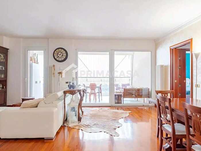 Appartamento trilocale in vendita in Milano