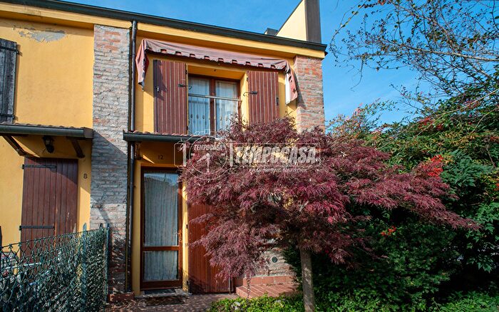 Appartamento bilocale in vendita in Via Arginone, Ferrara