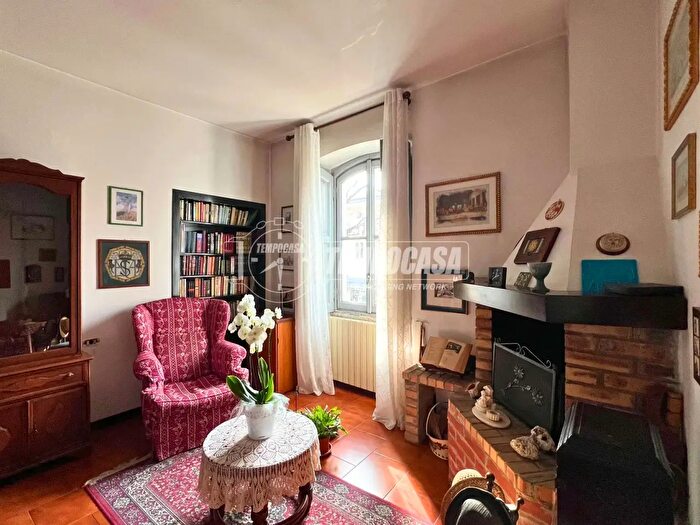 Appartamento trilocale in vendita in Corso Magenta, Legnano