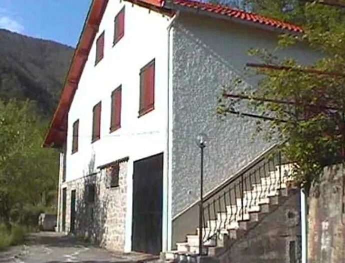 Casa con 6 locali in vendita in Ceriana