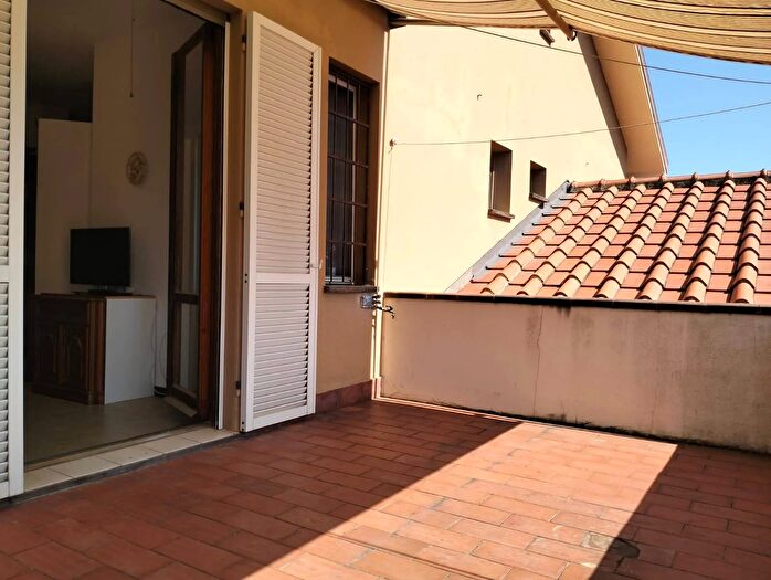 Appartamento bilocale in vendita in Via dei Milanesi, Varazze