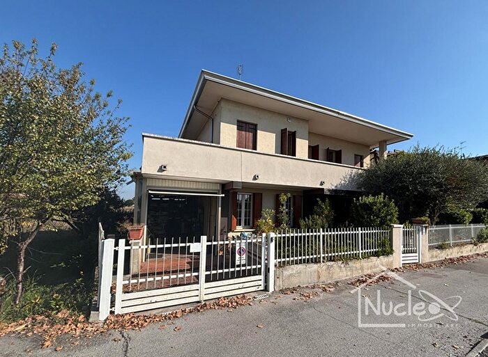 Casa quadrilocale in vendita in Abano Terme