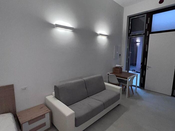 Appartamento monolocale in affitto in Via Casarini, Saffi, Bologna