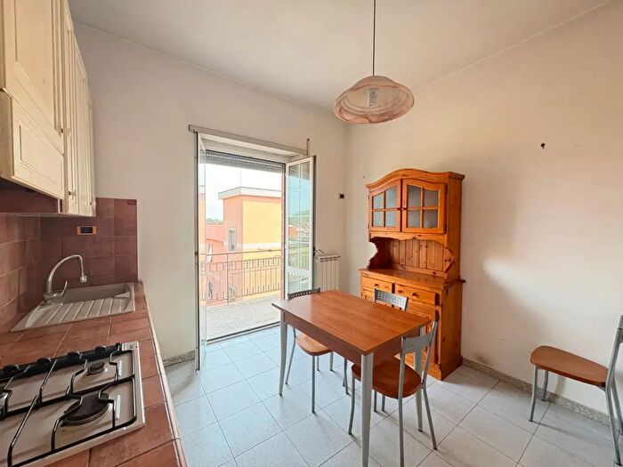 Appartamento bilocale in vendita in Via di Dragone, Roma