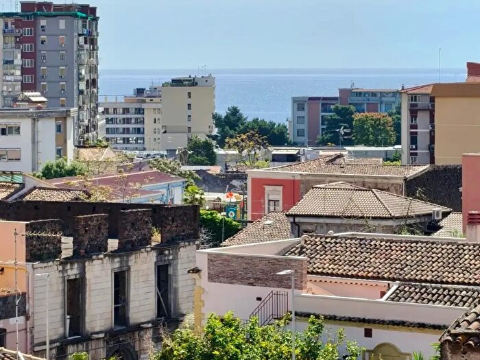 Appartamento bilocale in vendita in Via Timoleone, Catania