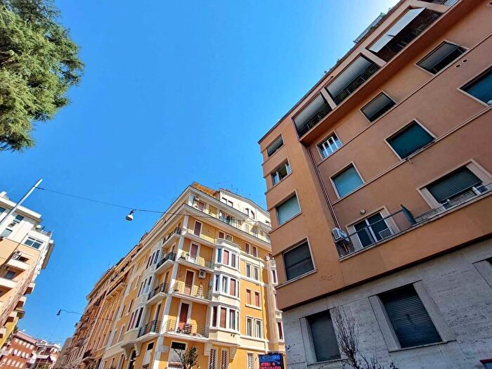 Appartamento bilocale in affitto in Via Cremona, Bologna, Roma