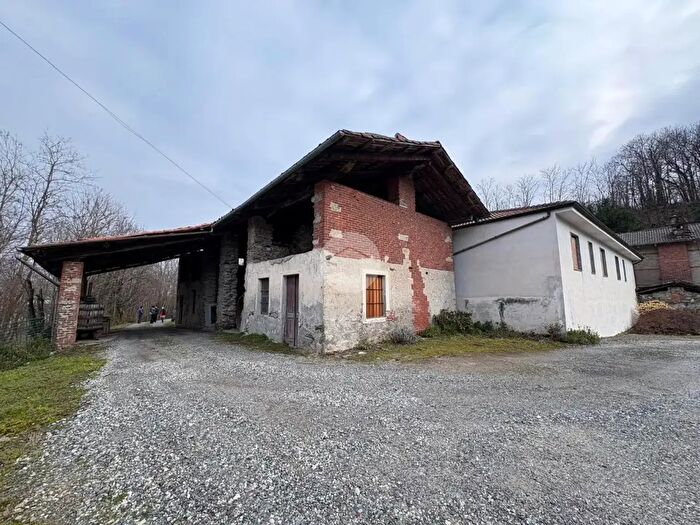 Casa trilocale in vendita in Località Taboletto, Cuorgne
