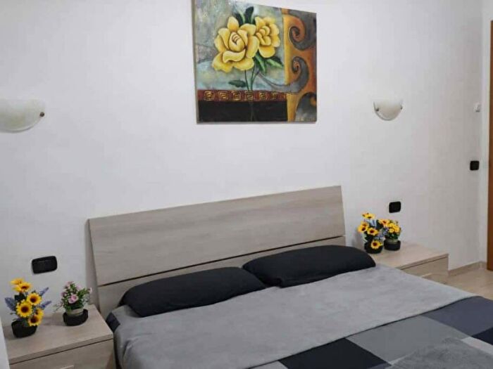 Appartamento con 6 locali in affitto in Via di Torrenova, Torre Angela, Roma