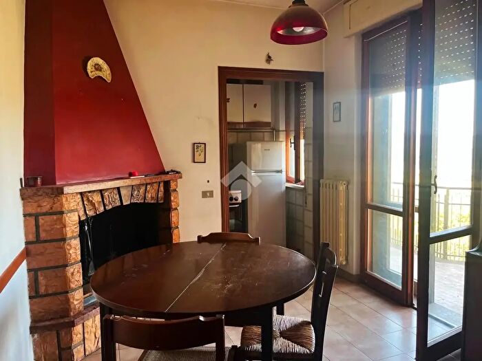 Appartamento quadrilocale in vendita in Str di Camerata, Amelia