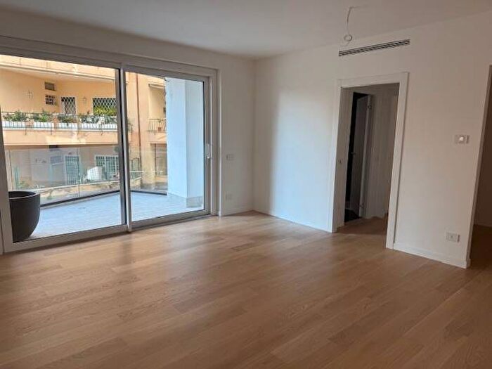 Appartamento bilocale in affitto in Via Archimede, Euclide, Roma