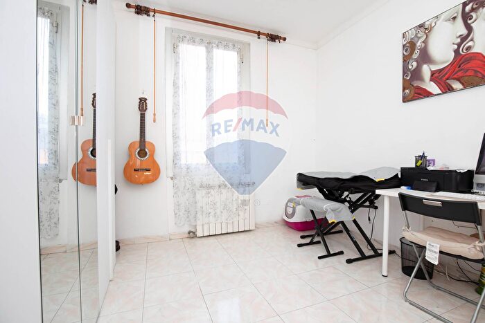 Appartamento con 5 locali in vendita in Salita alla Chiesa di Montesignano, Genova