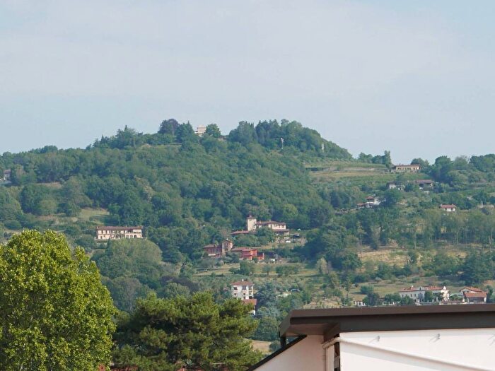 Appartamento bilocale in affitto in Piazza Giuseppe Garibaldi, Stazione Immacolata, Pinerolo