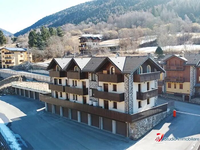 Appartamento quadrilocale in vendita in Via Saletti, Temu